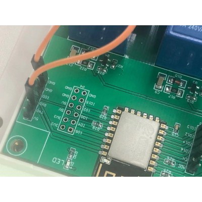 Relay module with WiFi interface and TASMOTA software, 4 relays, 30A, without cover - board detail